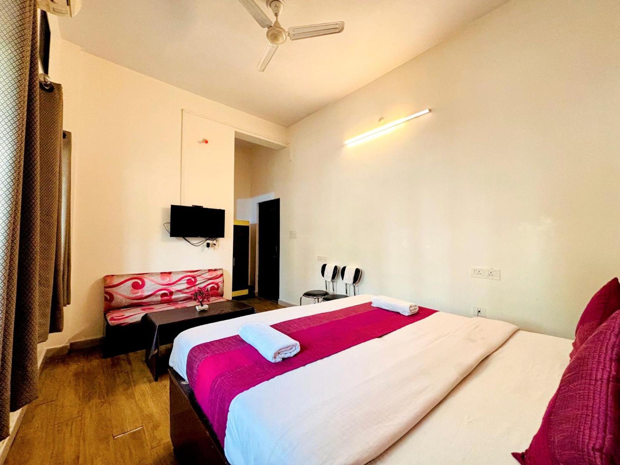 Hotel Sunrise Inn Kota  Kültér fotó