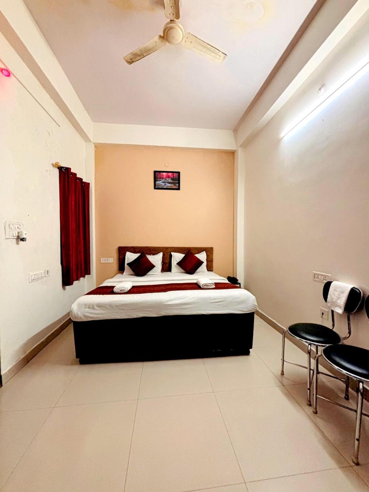 Hotel Sunrise Inn Kota  Kültér fotó